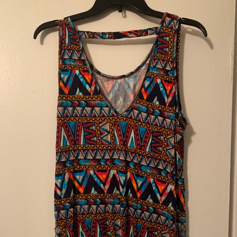 Top - Picture 2 of 2